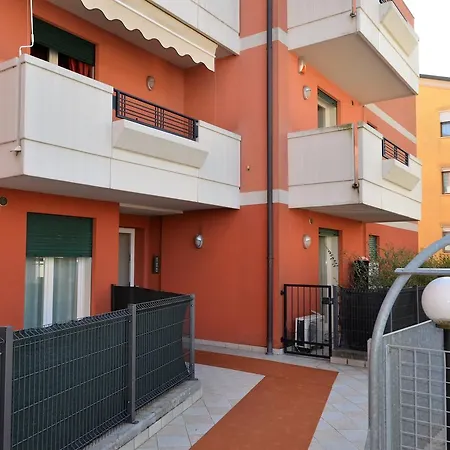 Apartment Appartamento Santa Maria Di Sala